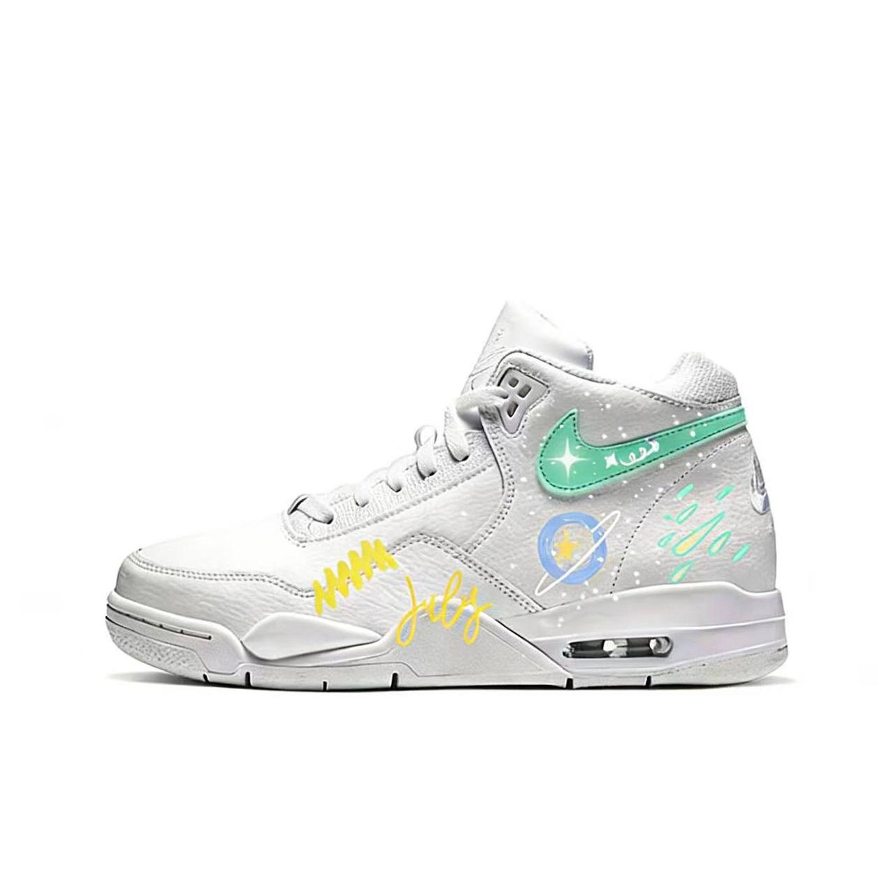 Nike Flight Legacy Mint Stardust Synthetic Leather BQ4212-101(team1885-) 39
Nike Flight Legacy Mint Stardust Synthetic Leather BQ4212-101(team1885-) 39