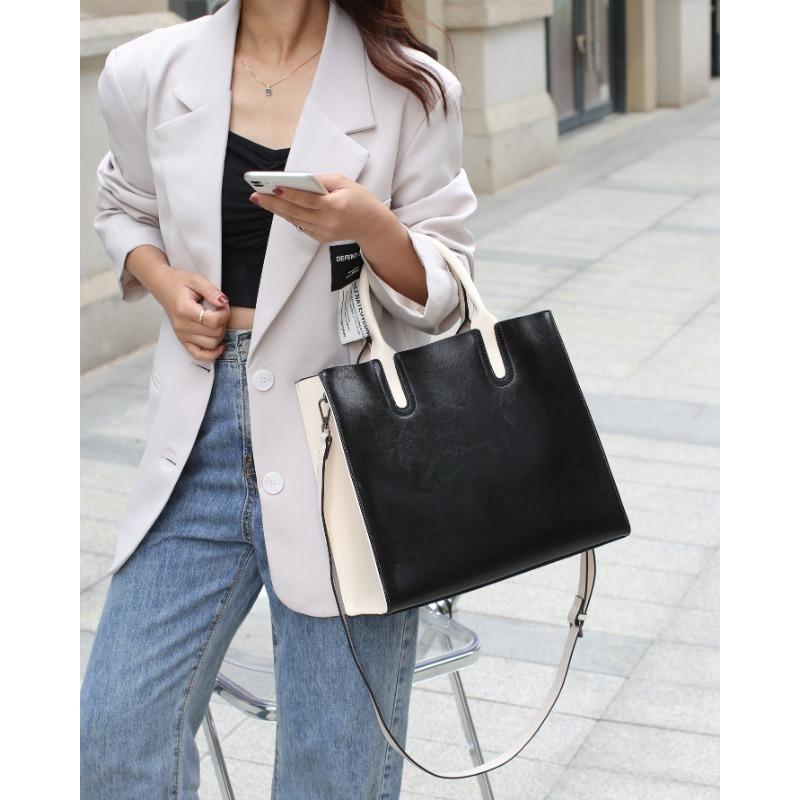 Новая высококачественная сумка-тоут большой вместимости, европейская и американская ретро-сумка для ношения в руке и через плечо
Новая высококачественная сумка-тоут большой вместимости, европейская и американская ретро-сумка для ношения в руке и через плечо