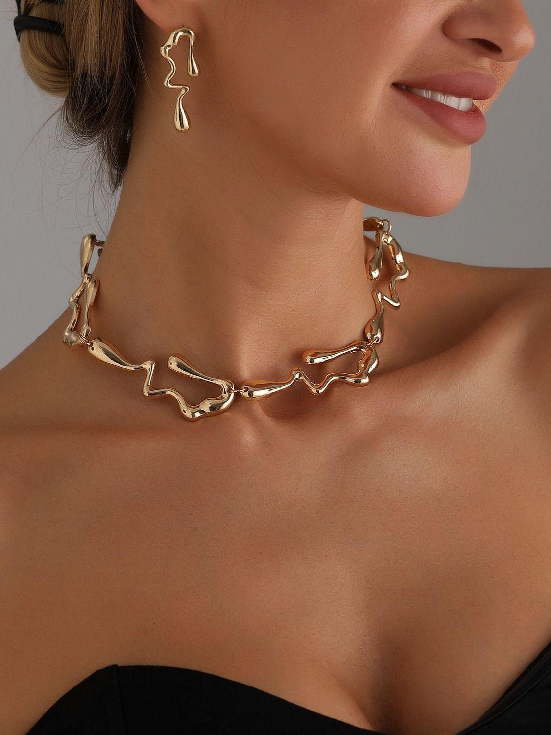 Abstract Irregular Shape Metal Choker Necklace Lightweight Statement Jewelry for Women Adjustable Length Unique Design
Abstract Irregular Shape Metal Choker Necklace Lightweight Statement Jewelry for Women Adjustable Length Unique Design