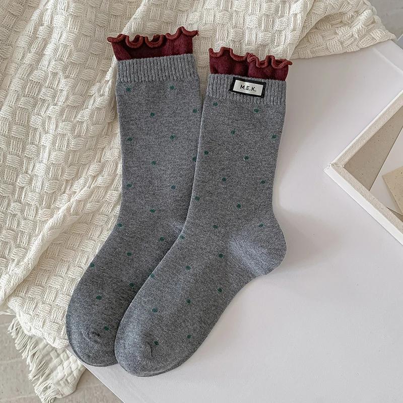 Women’s Cute Dotted Frilly Socks Soft Cotton Breathable Casual Fashion Preppy Style Long Socks Comfortable Novelty Socks One Size сірий колір
Women’s Cute Dotted Frilly Socks Soft Cotton Breathable Casual Fashion Preppy Style Long Socks Comfortable Novelty Socks One Size сірий колір