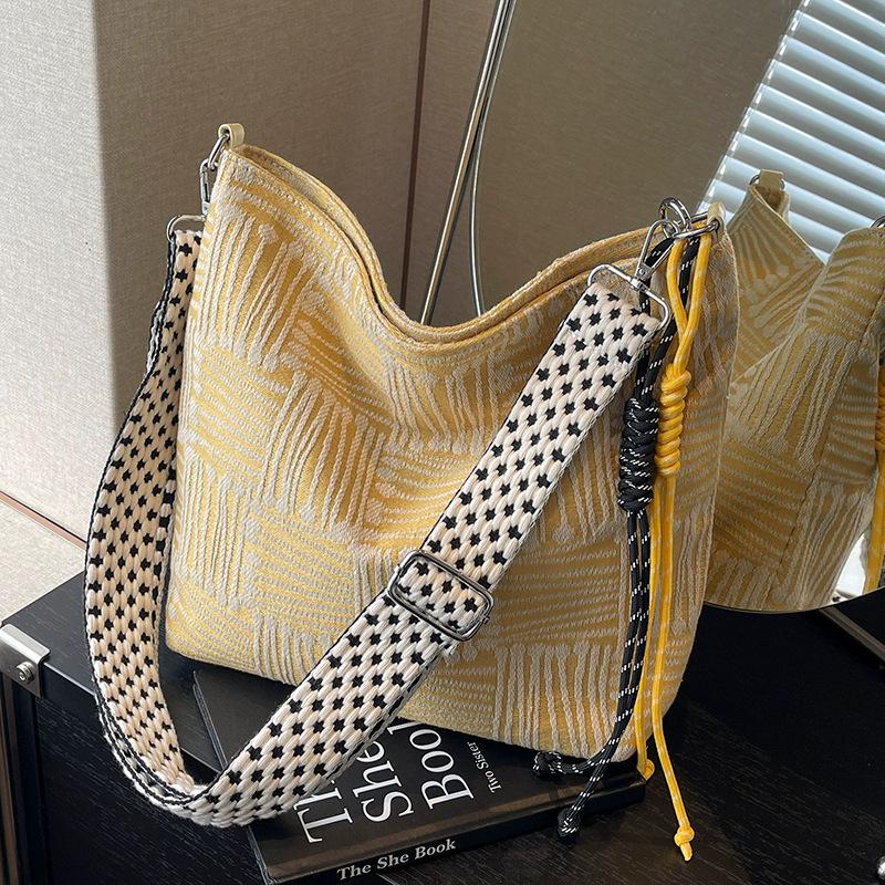 Women s Plaid Canvas Handbag - Large Capacity, Versatile Crossbody & Shoulder Bag
Women s Plaid Canvas Handbag - Large Capacity, Versatile Crossbody & Shoulder Bag