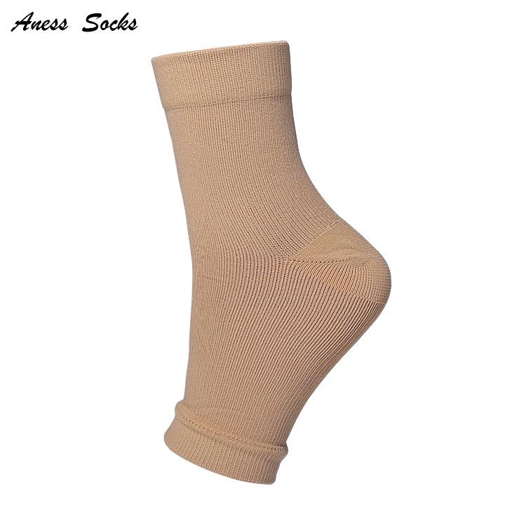 Premium Compression Sports Socks with Ankle Protection: Non-Slip, Elastic Calf Socks for Outdoor Fitness and Jump Rope Activities. s/m(34-39)
Premium Compression Sports Socks with Ankle Protection: Non-Slip, Elastic Calf Socks for Outdoor Fitness and Jump Rope Activities. s/m(34-39)