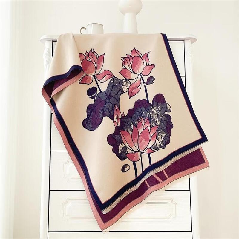 Women s Elegant Ethnic Winter Lotus Jacquard Scarf 190x65cm
Women s Elegant Ethnic Winter Lotus Jacquard Scarf 190x65cm