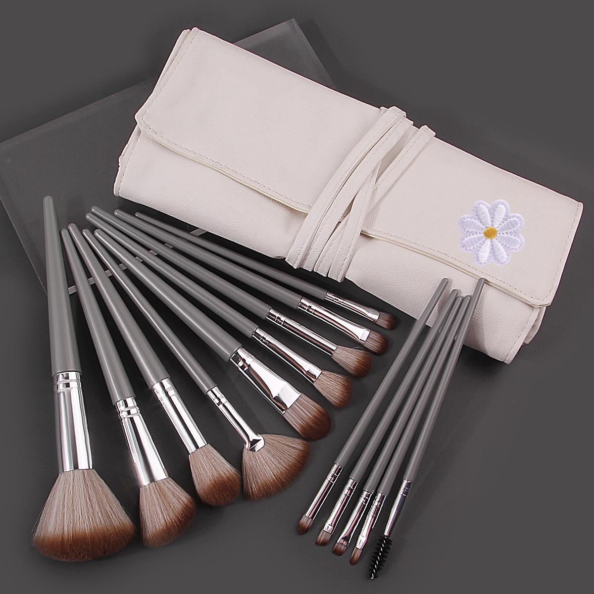 Portable travel 14-piece facial makeup brush set,high-quality soft-bristled foundation,blush and eyeshadow brushes+1 storage bag серый
Portable travel 14-piece facial makeup brush set,high-quality soft-bristled foundation,blush and eyeshadow brushes+1 storage bag серый