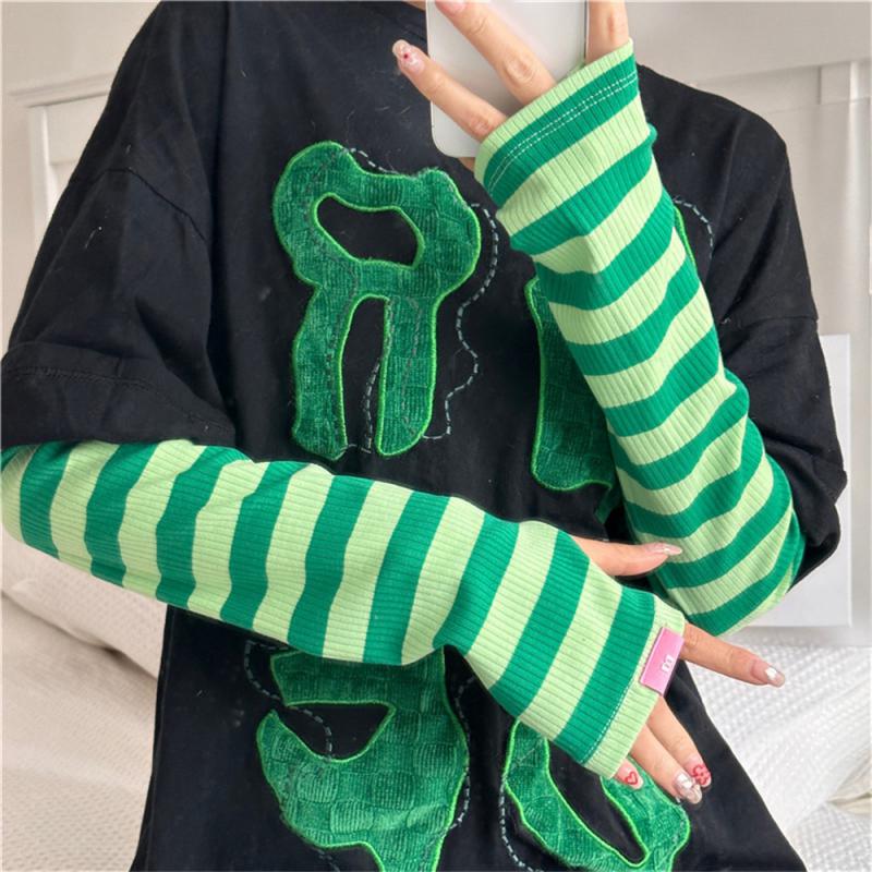 Подходит для кожи при езде. Портативный козырек. Мягкий, удобный, практичный. Защита от ультрафиолета, без подшивки. Защита от солнца. На открытом воздухе. 05
Подходит для кожи при езде. Портативный козырек. Мягкий, удобный, практичный. Защита от ультрафиолета, без подшивки. Защита от солнца. На открытом воздухе. 05