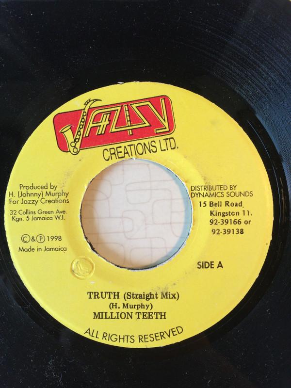 7inch Record MILLION TEETH - Truth NONE Jazzy Creations 1998 Jamaica Reggae, Ska & Dub Used
7inch Record MILLION TEETH - Truth NONE Jazzy Creations 1998 Jamaica Reggae, Ska & Dub Used