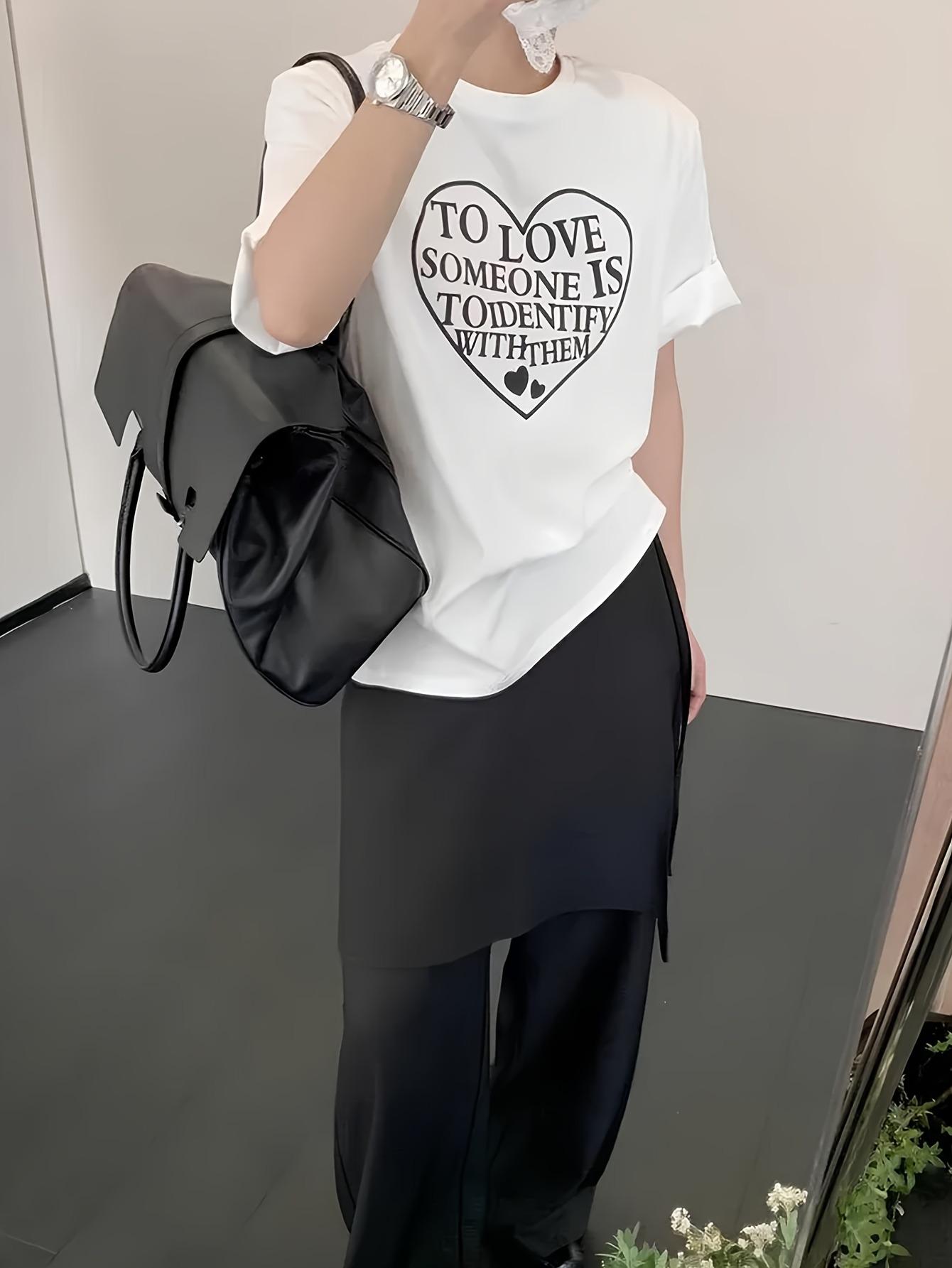 Women s Y2K Glossy Black T-Shirt with to Love Someone Is to Identify with Them Print & Heart Symbol - Loose-Fit Short Sleeve Crew Neck Top, Identity 5XL різнокольоровий
Women s Y2K Glossy Black T-Shirt with to Love Someone Is to Identify with Them Print & Heart Symbol - Loose-Fit Short Sleeve Crew Neck Top, Identity 5XL різнокольоровий