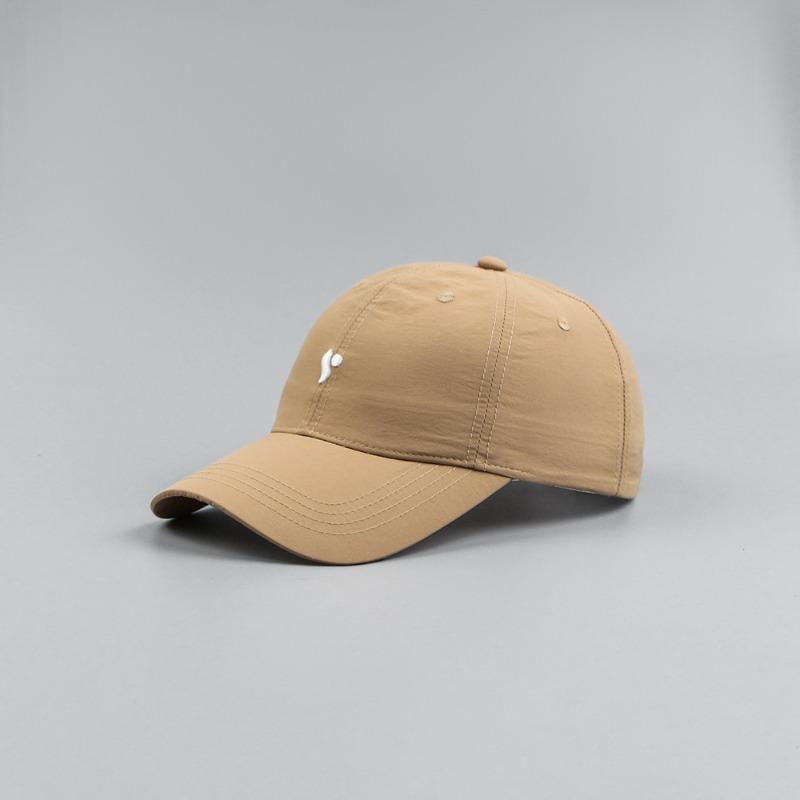 Simple baseball cap men s and women s light and thin spring and summer travel decorative sunshade soft top showing face small cap хаки
Simple baseball cap men s and women s light and thin spring and summer travel decorative sunshade soft top showing face small cap хаки