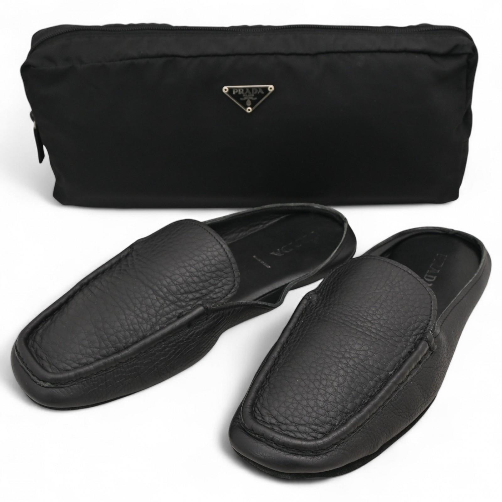 Оригінальні Шкіряні Домашні Тапочки PRADA Чорні з Чохолом pr4111ur
Оригінальні Шкіряні Домашні Тапочки PRADA Чорні з Чохолом pr4111ur