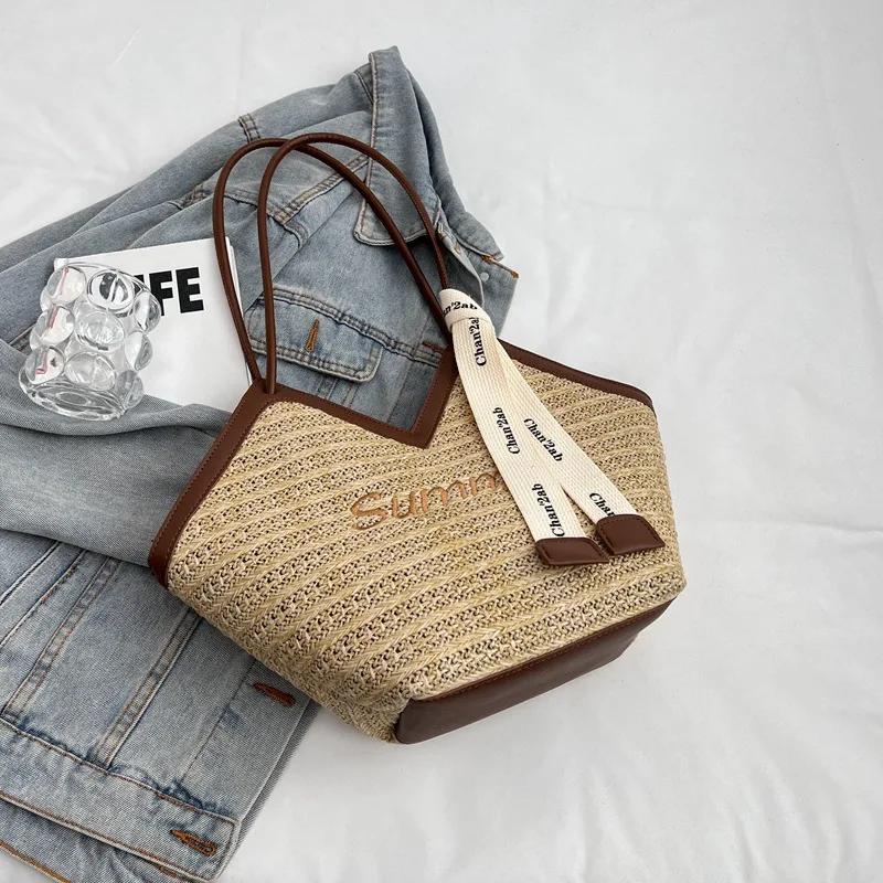 Women s Straw Leisure Shoulder Bag Large Capacity Retro Handmade Woven Design Perfect for Summer Beach & Daily Commuting Handbag
Women s Straw Leisure Shoulder Bag Large Capacity Retro Handmade Woven Design Perfect for Summer Beach & Daily Commuting Handbag