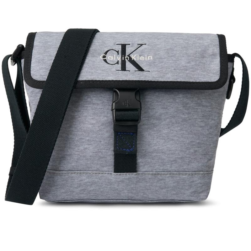 Calvin Klein Embroidered Commuter Portable Flap Fabric Crossbody Bag Men bags Light-Gray 4D3407G-Y07 Basic Set (Bag)
Calvin Klein Embroidered Commuter Portable Flap Fabric Crossbody Bag Men bags Light-Gray 4D3407G-Y07 Basic Set (Bag)