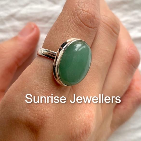 Кольцо Aventurine Ari Ring Baguette Birthstone Ring от Sunrise • Подарок лучшему другу • Подарок на годовщину • Регулируемое персонализированное кольцо с драгоценными камнями •
Кольцо Aventurine Ari Ring Baguette Birthstone Ring от Sunrise • Подарок лучшему другу • Подарок на годовщину • Регулируемое персонализированное кольцо с драгоценными камнями •
