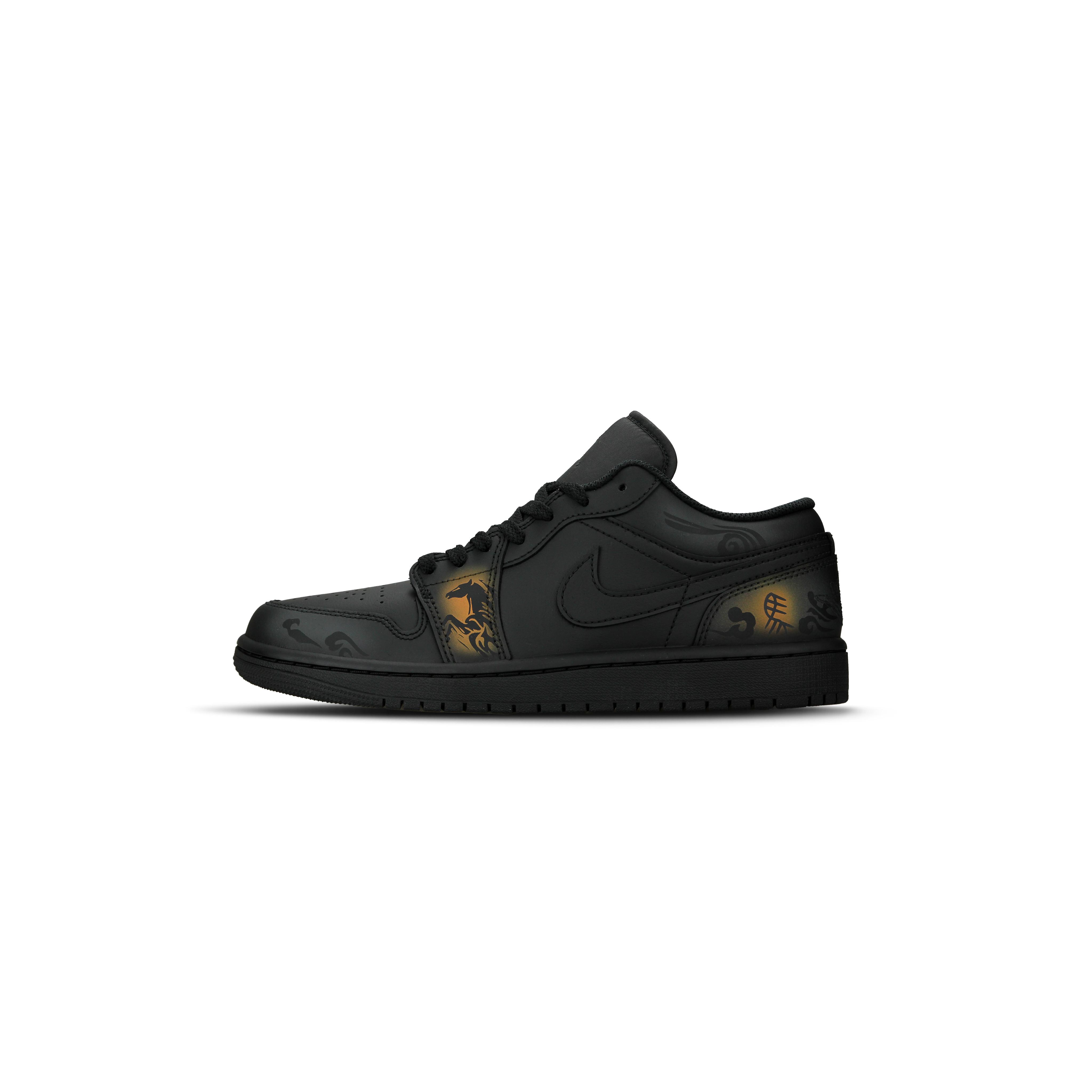 Jordan Air Jordan 1 Slip Resistant Abrasion Resistant Low top Vintage Basketball Shoes Unisex Black 553558-093(Team882) 42.5
Jordan Air Jordan 1 Slip Resistant Abrasion Resistant Low top Vintage Basketball Shoes Unisex Black 553558-093(Team882) 42.5