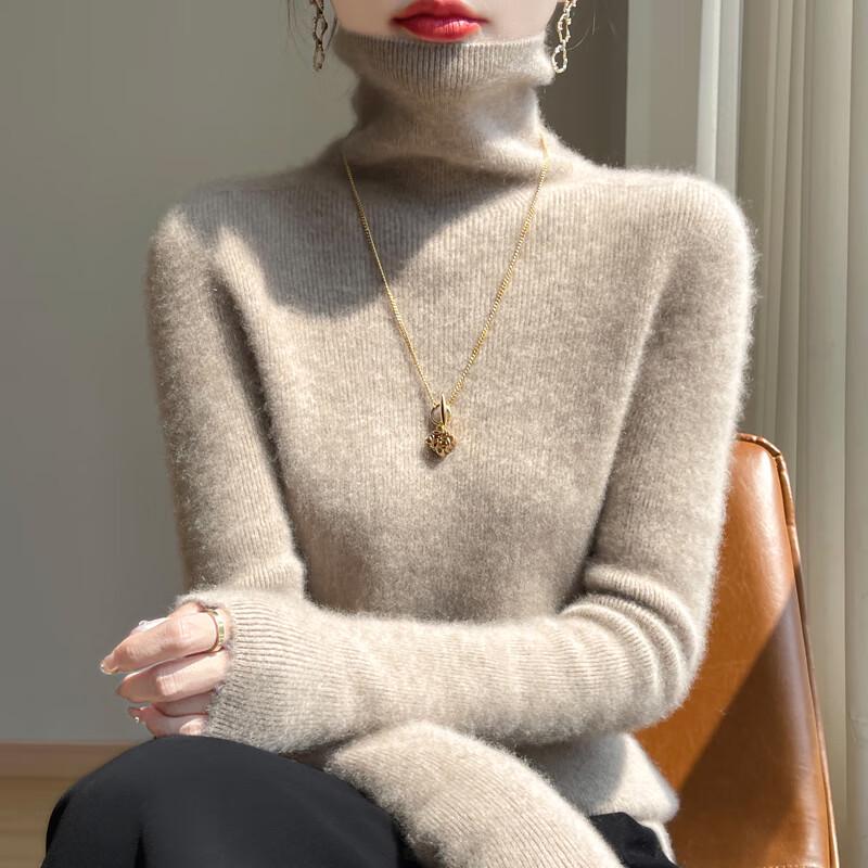 Женский базовый свитер Mao Ren с высоким воротником и длинным рукавом L
Женский базовый свитер Mao Ren с высоким воротником и длинным рукавом L