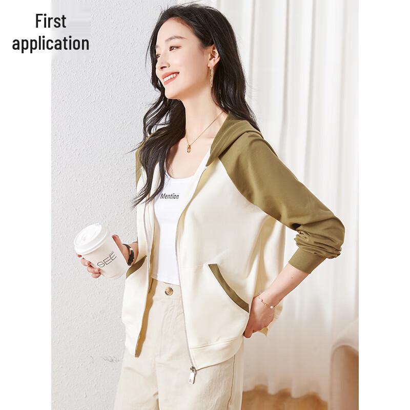 Женская повседневная куртка с капюшоном в корейском стиле с цветными блоками XL
Женская повседневная куртка с капюшоном в корейском стиле с цветными блоками XL