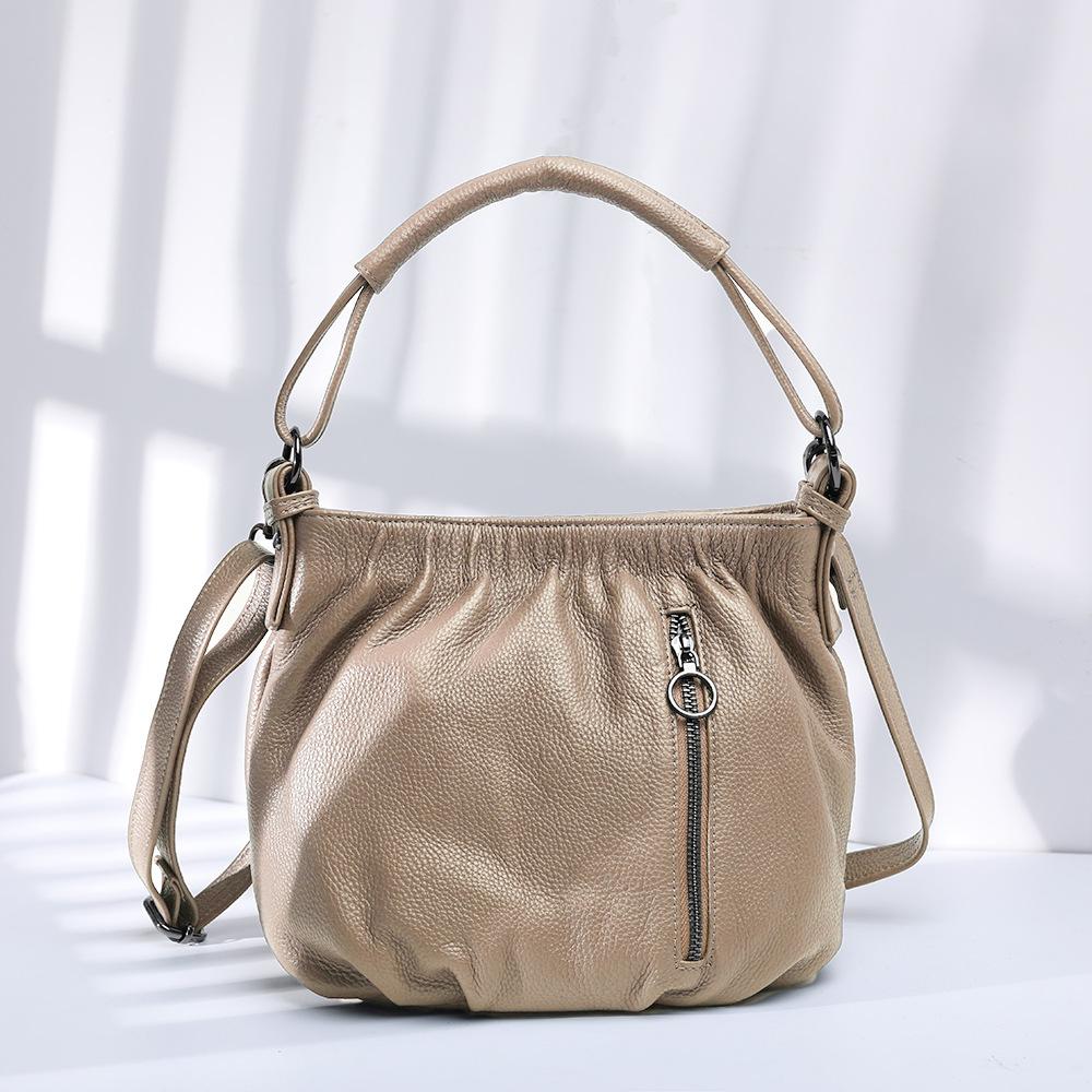 Top-grain Cowhide Women s Pleated Handbag, Genuine Soft Leather Single-shoulder Crossbody Mommy Designer Luxury Bag 23x13x20cm
Top-grain Cowhide Women s Pleated Handbag, Genuine Soft Leather Single-shoulder Crossbody Mommy Designer Luxury Bag 23x13x20cm