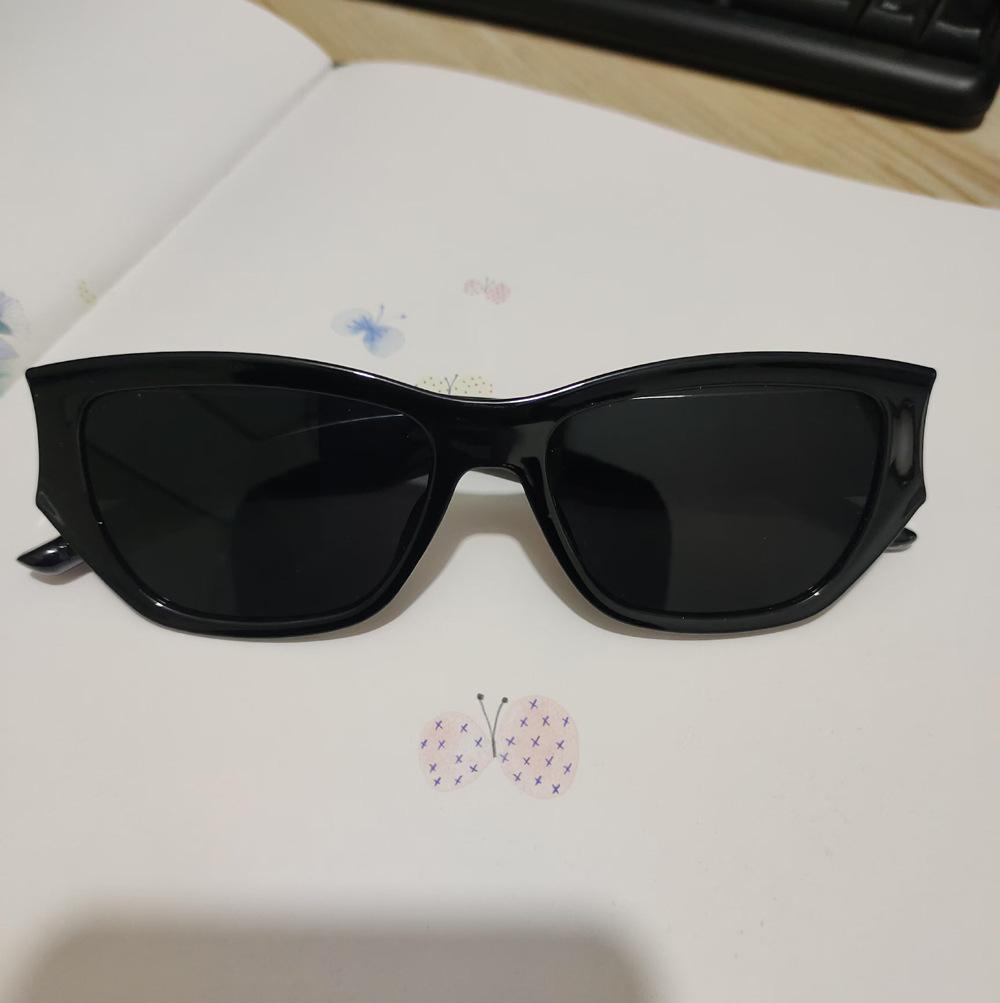 Korean Style Cat Eye Sunglasses for Women UV Protection Fashion Sun Glasses High Quality Men Women Unisex
Korean Style Cat Eye Sunglasses for Women UV Protection Fashion Sun Glasses High Quality Men Women Unisex