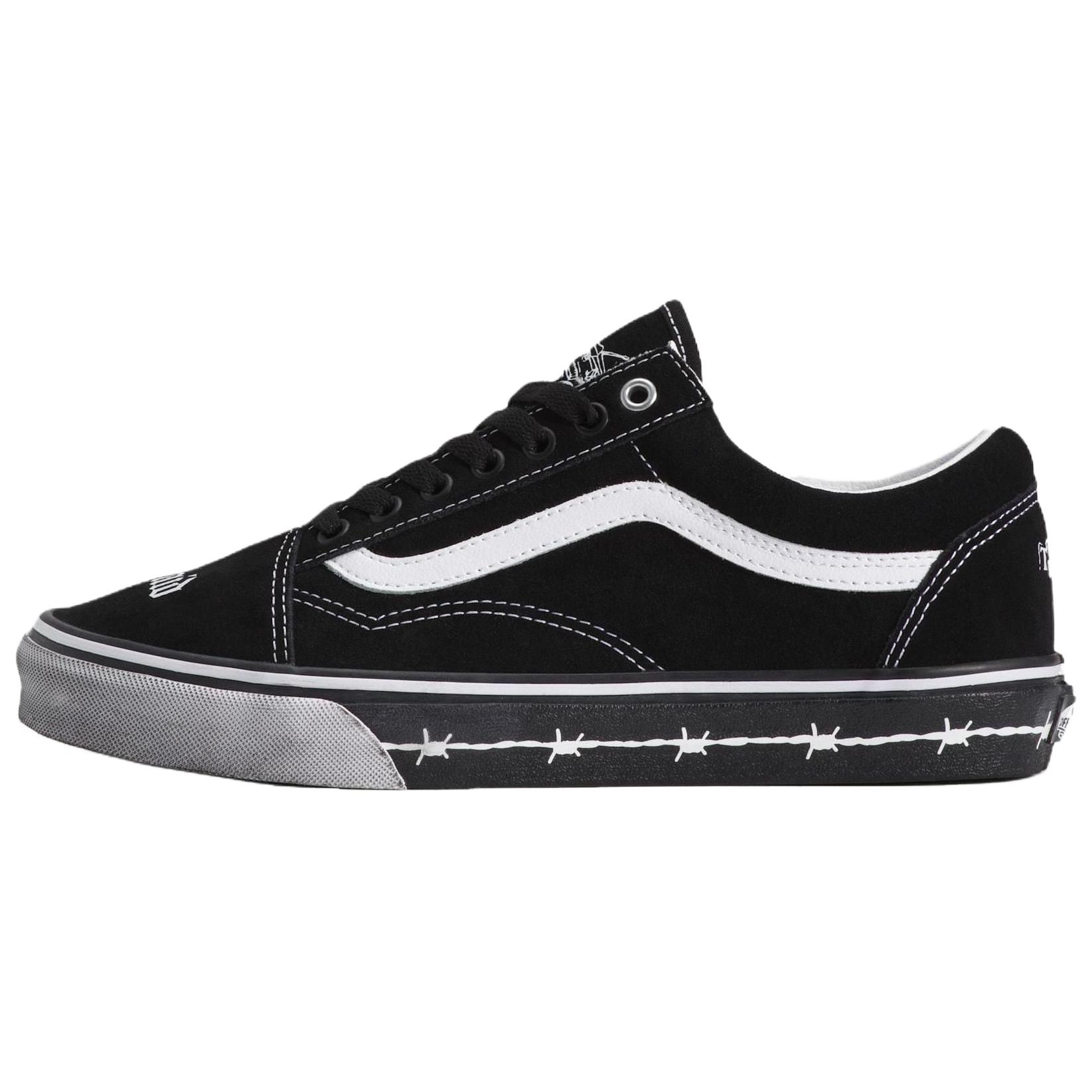 Old Skool Travis Barker x Old Skool Vans Dues Paid VN000E9TMCG 41
Old Skool Travis Barker x Old Skool Vans Dues Paid VN000E9TMCG 41