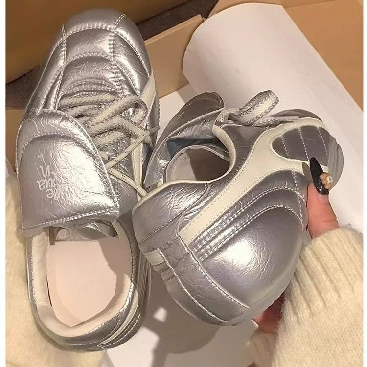 Dexun shoes women s 2025 spring new women s shoes small thick soles increase height Forrest Gump shoes women s casual sports shoes 40
Dexun shoes women s 2025 spring new women s shoes small thick soles increase height Forrest Gump shoes women s casual sports shoes 40