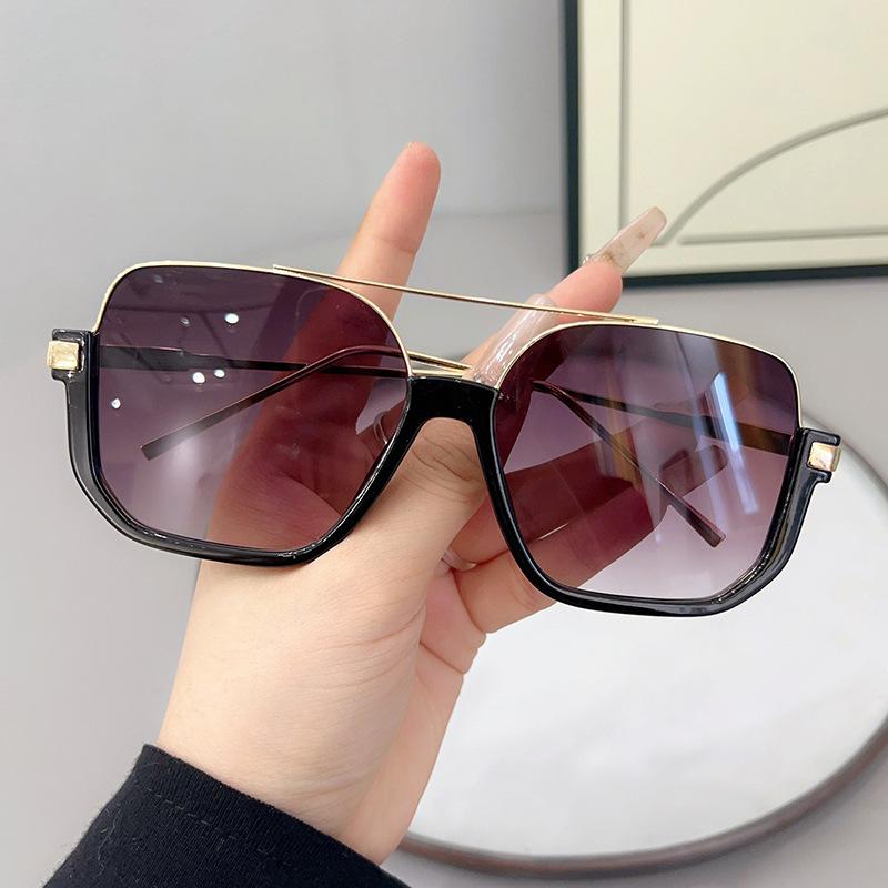 JYL TS Sunglasses Women UV Protection Street Shot 822 A-9068
JYL TS Sunglasses Women UV Protection Street Shot 822 A-9068