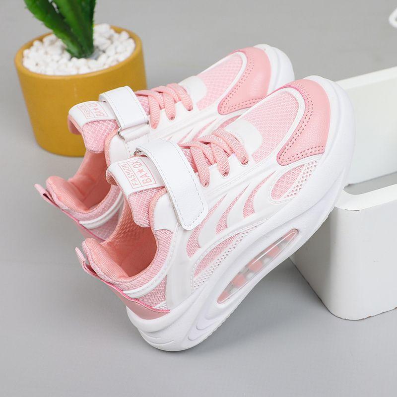 Children s shoes Men s and women s new children s sports shoes with air permeable mesh surface shoes with large soft soles for children
Children s shoes Men s and women s new children s sports shoes with air permeable mesh surface shoes with large soft soles for children