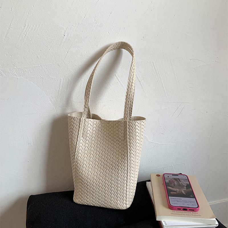 Ретро и Высококлассная Сумка-подмышка, Сумка-ведро, Простая Одноплечевая Сумка, Маленькая Сумка для переноски without pendant
Ретро и Высококлассная Сумка-подмышка, Сумка-ведро, Простая Одноплечевая Сумка, Маленькая Сумка для переноски without pendant