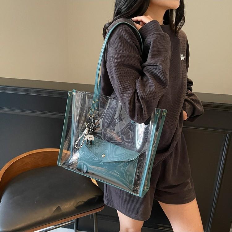 Hot-selling transparent pvc niche design large-capacity shoulder bag fashionable and lightweight waterproof child and mother bag чёрный
Hot-selling transparent pvc niche design large-capacity shoulder bag fashionable and lightweight waterproof child and mother bag чёрный
