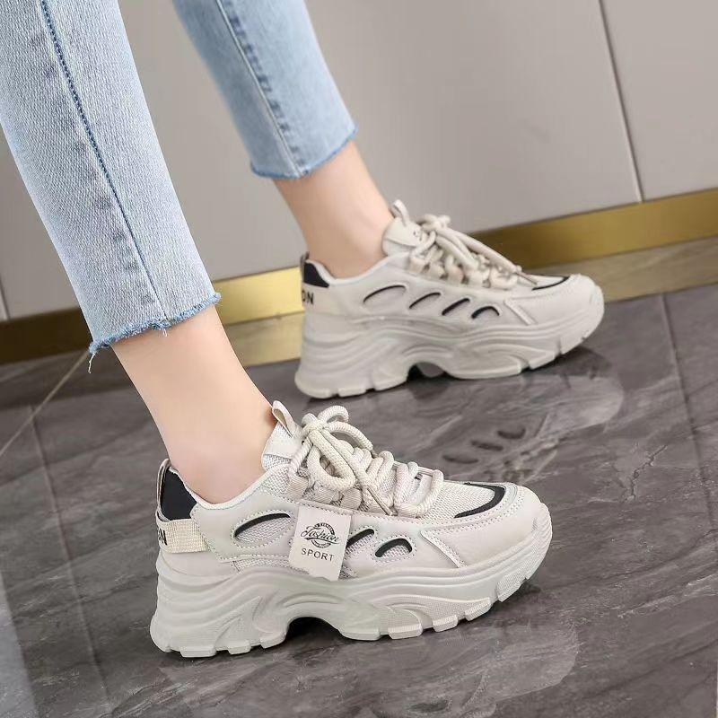 Кроссовки на платформе Dad Shoes для женщин, увеличивающие рост, новые модные осенние сетчатые дышащие повседневные кроссовки 40
Кроссовки на платформе Dad Shoes для женщин, увеличивающие рост, новые модные осенние сетчатые дышащие повседневные кроссовки 40