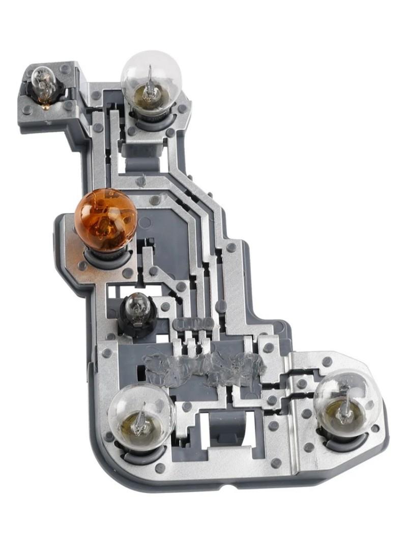For Mercedes-Benz S204 C Estate 2007-2010 LH/RH Durable Rear Lamp Bulb Holder Easy To Install A2048201700 A2048201800
For Mercedes-Benz S204 C Estate 2007-2010 LH/RH Durable Rear Lamp Bulb Holder Easy To Install A2048201700 A2048201800