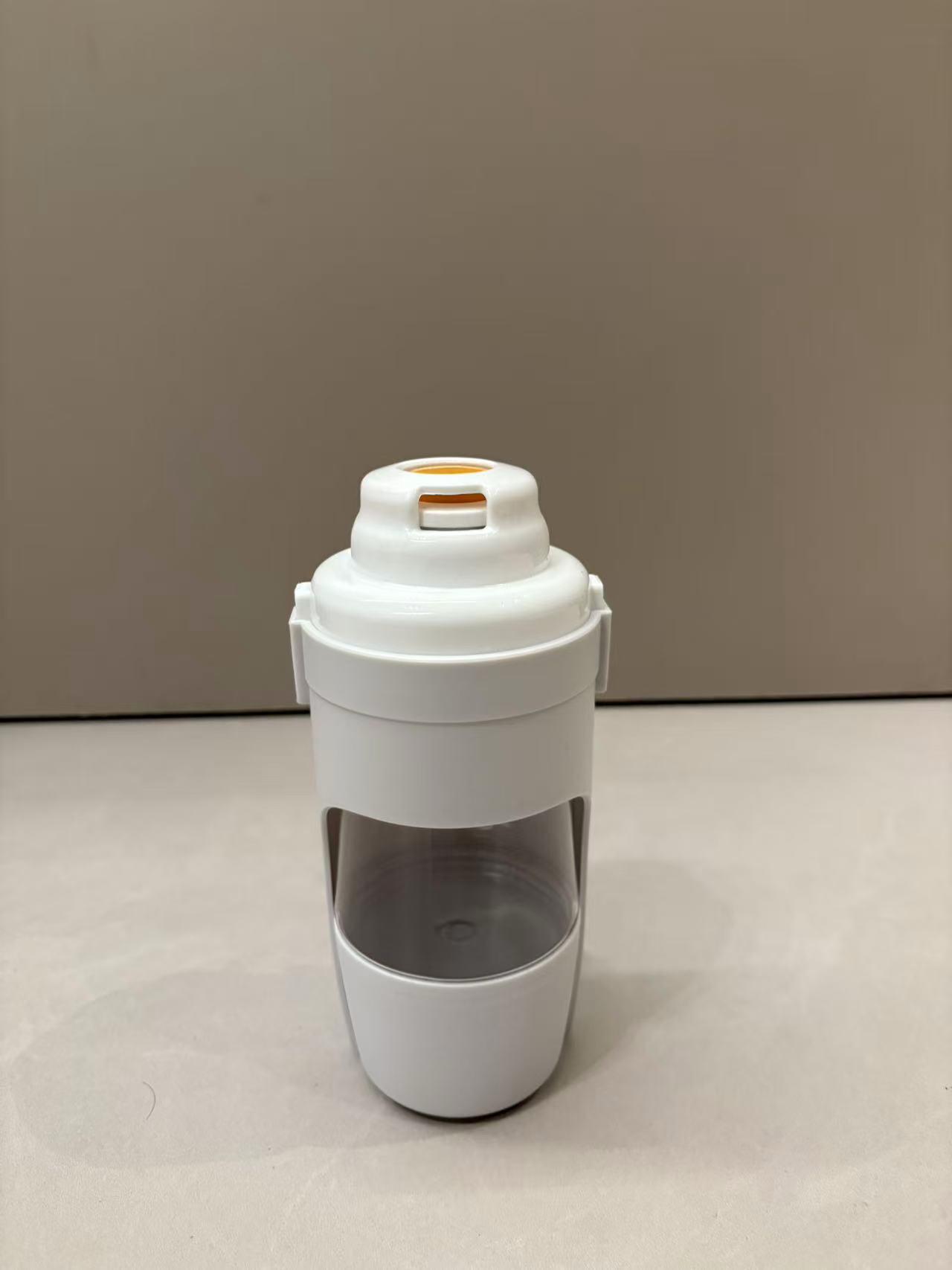 Portable Pet Water & Food Cup: Outdoor Folding Bottle for Dogs & Cats, Two-in-One Drinking Fountain & Feeder
Portable Pet Water & Food Cup: Outdoor Folding Bottle for Dogs & Cats, Two-in-One Drinking Fountain & Feeder