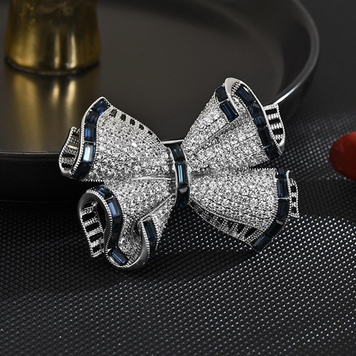 Women s Light Luxury Vintage Elegant and Fashionable Bow Brooch Versatile and Unique Design Sense Daily Accessories
Women s Light Luxury Vintage Elegant and Fashionable Bow Brooch Versatile and Unique Design Sense Daily Accessories