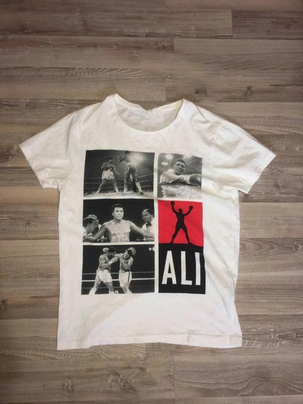 Rare Muhammad Ali T-shirt S to 5XL 2F1082 3XL
Rare Muhammad Ali T-shirt S to 5XL 2F1082 3XL