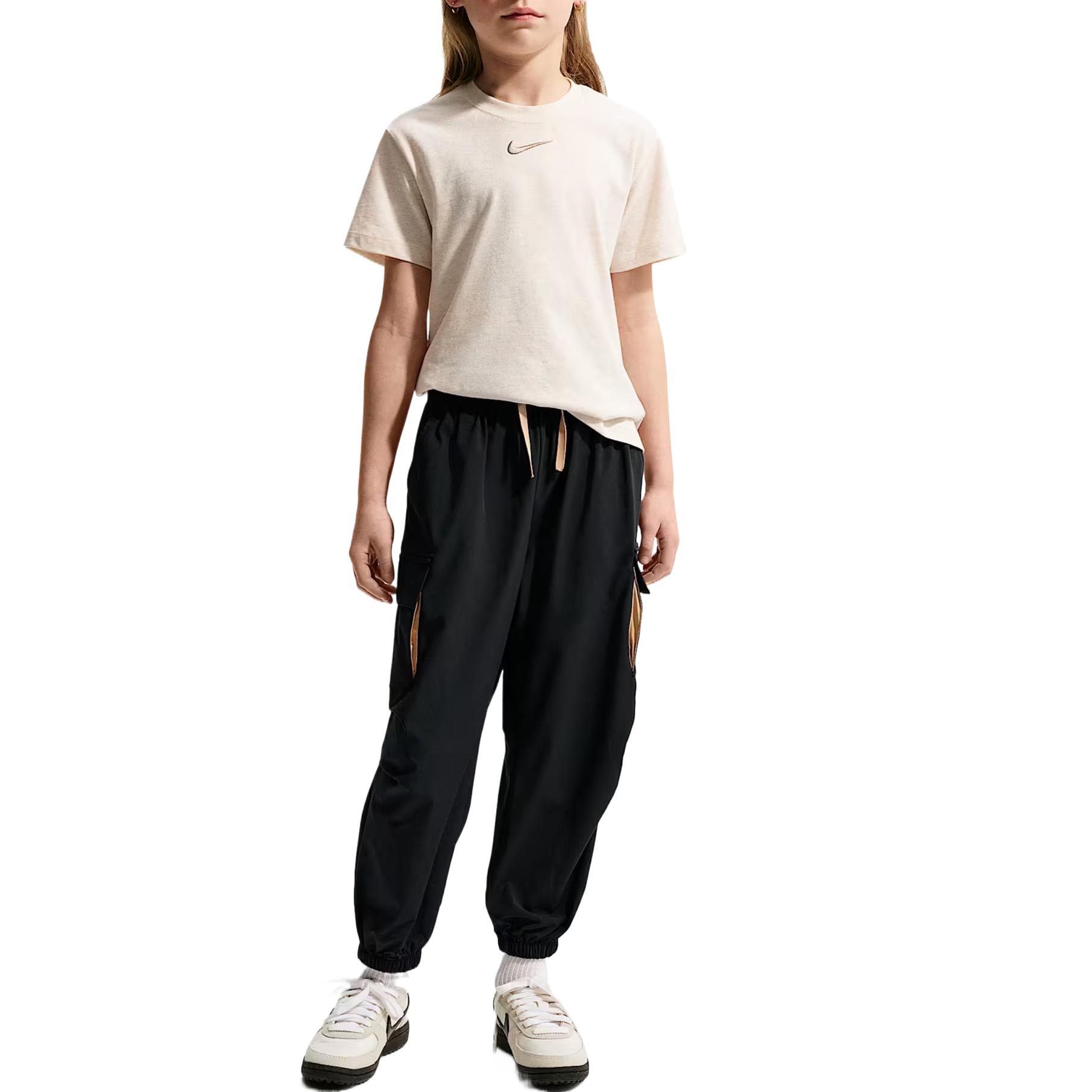 Nike Cargo Pants Children Aged 3 7 Years Old IW1754-010 4
Nike Cargo Pants Children Aged 3 7 Years Old IW1754-010 4