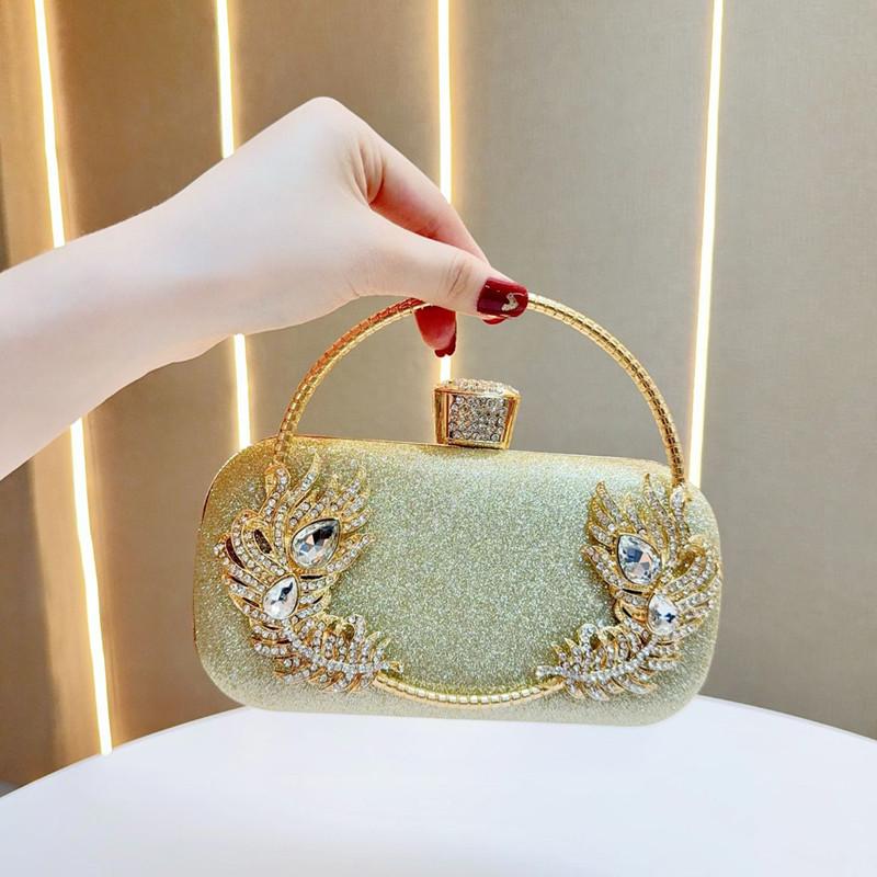 2025 Luxury New Party Banquet Bag Diamond Handbag Ladies Fashion Dinner Wedding Evening Clutch Bag Flower Crystal Shoulder Bag золотой
2025 Luxury New Party Banquet Bag Diamond Handbag Ladies Fashion Dinner Wedding Evening Clutch Bag Flower Crystal Shoulder Bag золотой
