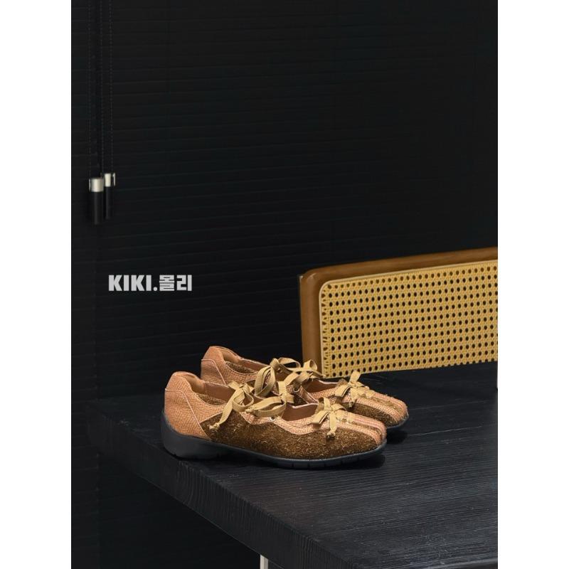 Snowflake cowhide ballet Mary Jane summer new retro niche design flat-bottomed casual shallow mouth single shoes 35
Snowflake cowhide ballet Mary Jane summer new retro niche design flat-bottomed casual shallow mouth single shoes 35