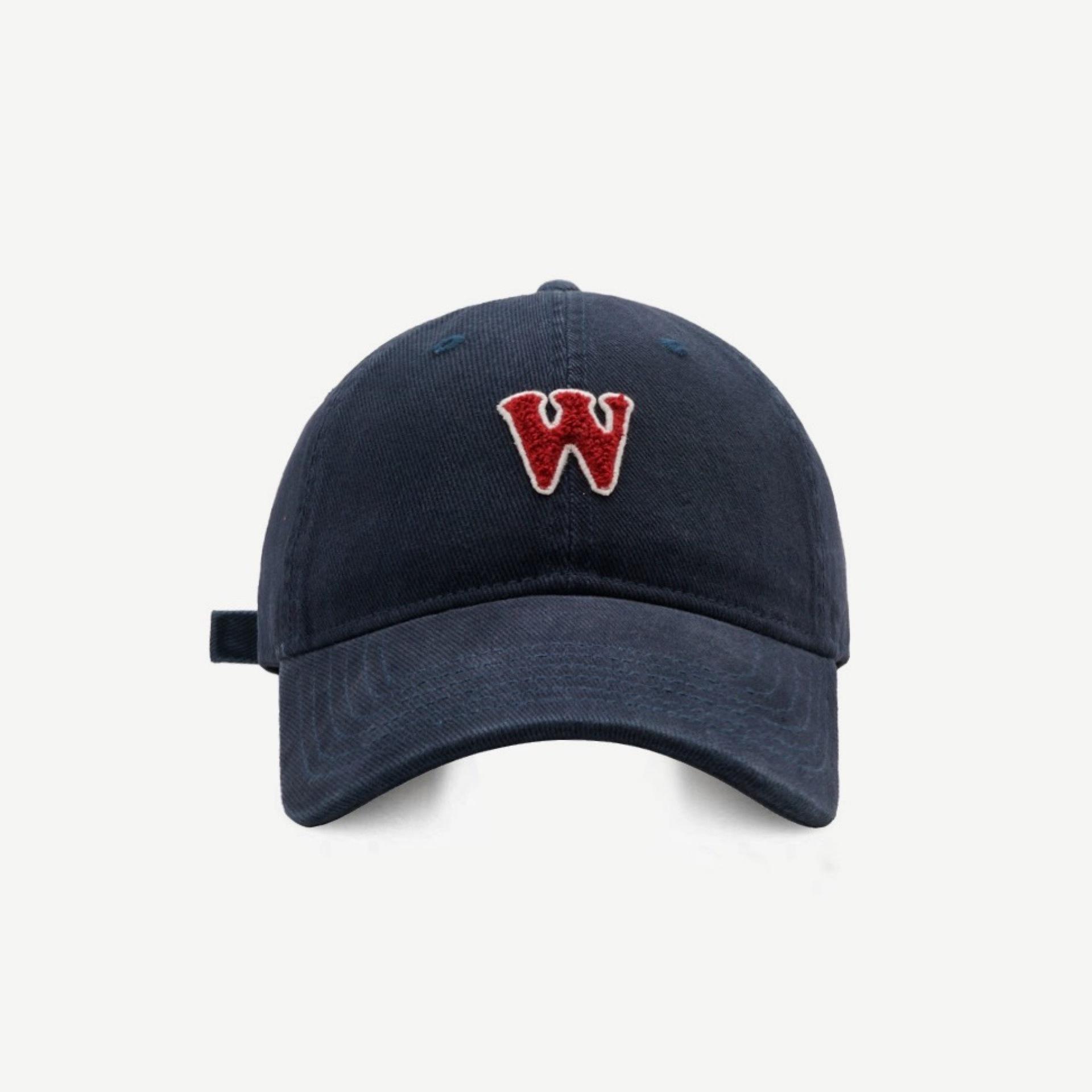 Japanese Retro Work Suit Letters Patch Baseball Cap Women American Soft Top Versatile Casual Sun Visor Men Adjustable
Japanese Retro Work Suit Letters Patch Baseball Cap Women American Soft Top Versatile Casual Sun Visor Men Adjustable