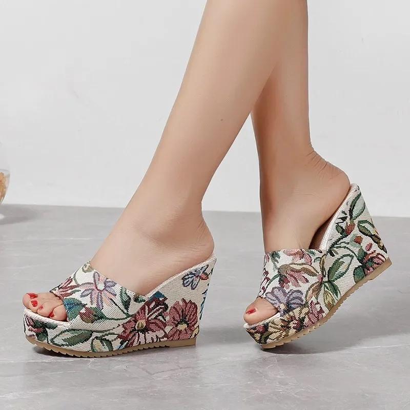 Zapatos Elegantes One Word, крутые сексуальные тапочки с цветочным принтом на наклонном каблуке, большие размеры
Zapatos Elegantes One Word, крутые сексуальные тапочки с цветочным принтом на наклонном каблуке, большие размеры