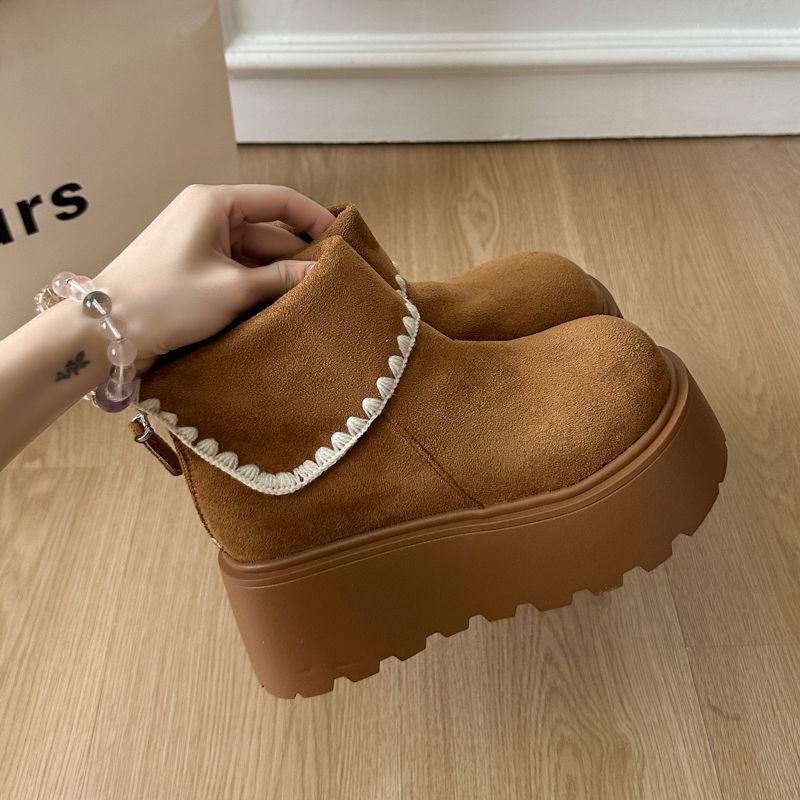 Martin boots women s foreign style flip small short boots white autumn fashion short tube looking thin 40
Martin boots women s foreign style flip small short boots white autumn fashion short tube looking thin 40