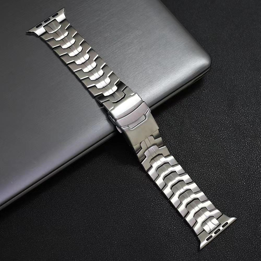 Ремешок из титанового сплава для Apple Watch Series 4/5/6/7/8 с застежкой-черепашкой 38/40/41/42mm
Ремешок из титанового сплава для Apple Watch Series 4/5/6/7/8 с застежкой-черепашкой 38/40/41/42mm