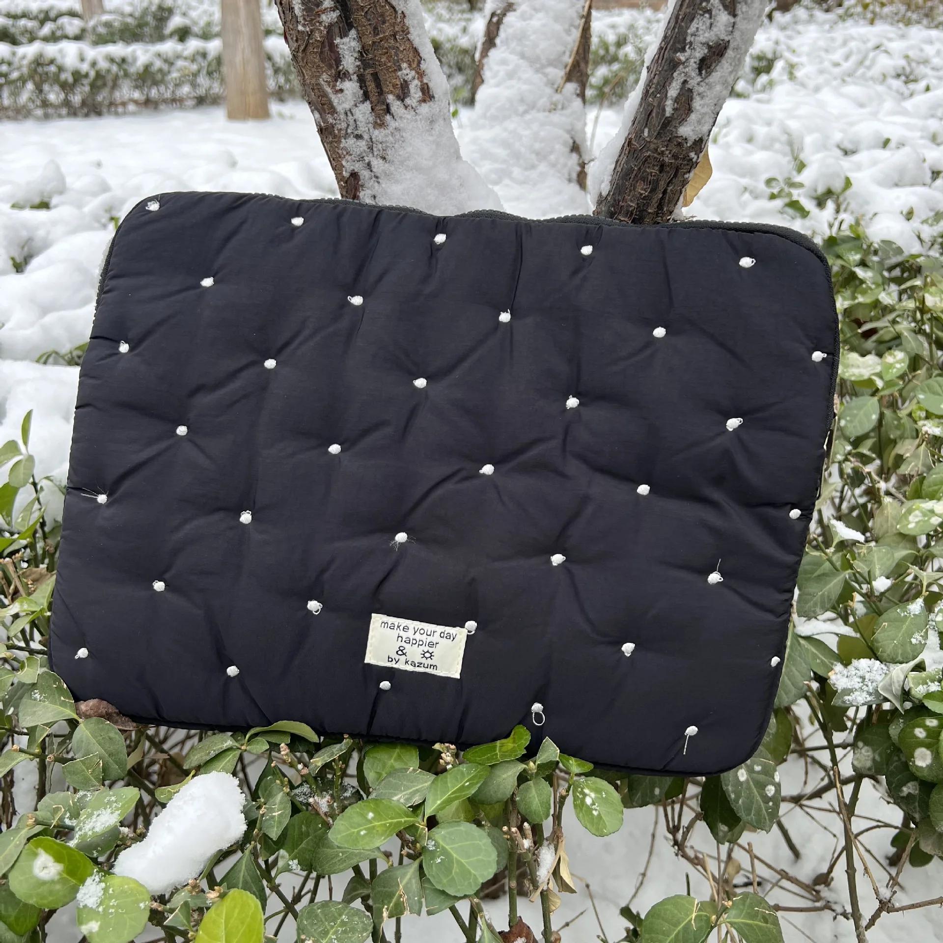 Cute Laptop Sleeve Table Protective Bag 11 13.3 15 Inch for Macbook Air Ipad 12.9 ASUS Samsung Tab S8 HP Laptop and Tablet Pouch 11 inch чорний
Cute Laptop Sleeve Table Protective Bag 11 13.3 15 Inch for Macbook Air Ipad 12.9 ASUS Samsung Tab S8 HP Laptop and Tablet Pouch 11 inch чорний