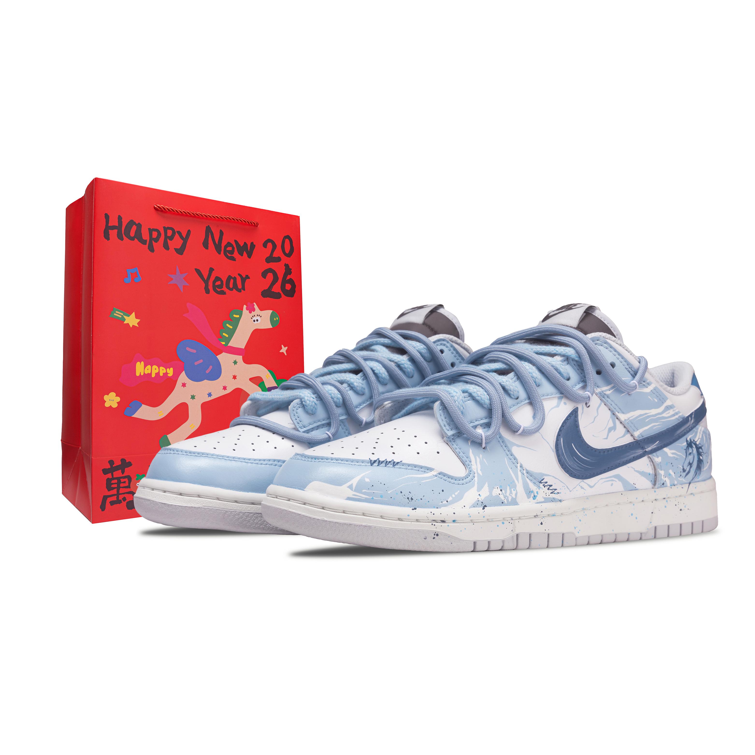 Nike Dunk Junying Lanying Abrasion Resistant, Lightweight, And Breathable Low top Skateboard Shoes Unisex HF5441-202(Team691--) 40
Nike Dunk Junying Lanying Abrasion Resistant, Lightweight, And Breathable Low top Skateboard Shoes Unisex HF5441-202(Team691--) 40