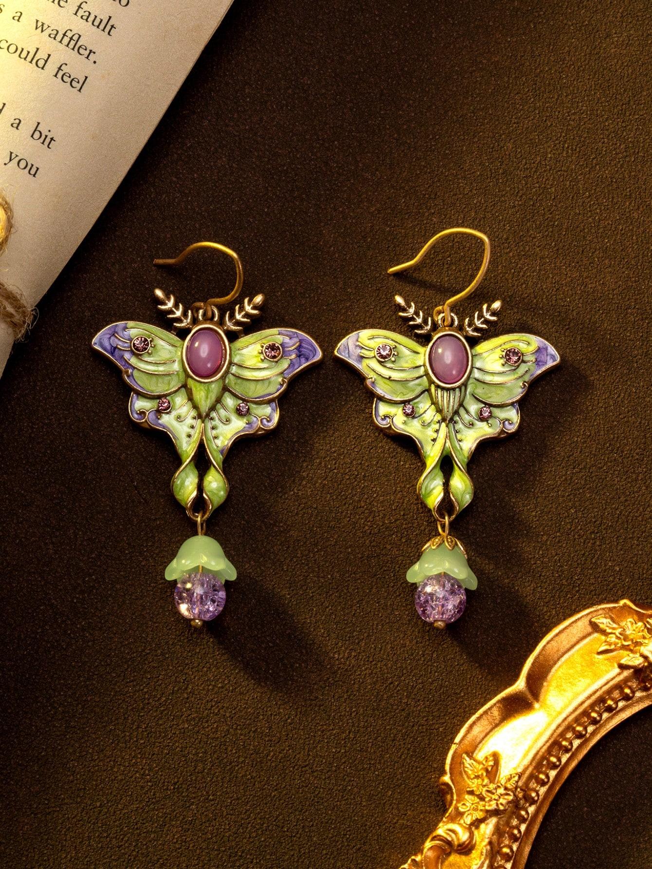 1 Pair Vintage Enamel Colorful Butterfly Earrings, Copper Alloy Cute Cartoon Jewelry, Suitable For Festivals And Parties
1 Pair Vintage Enamel Colorful Butterfly Earrings, Copper Alloy Cute Cartoon Jewelry, Suitable For Festivals And Parties