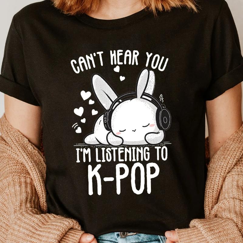 Women s Kpop Rabbit T-Shirt Can t Hear You I m Listening To K-POP Slogan Graphic Short Sleeve Crew Neck Casual Summer Clothing XL чорний
Women s Kpop Rabbit T-Shirt Can t Hear You I m Listening To K-POP Slogan Graphic Short Sleeve Crew Neck Casual Summer Clothing XL чорний
