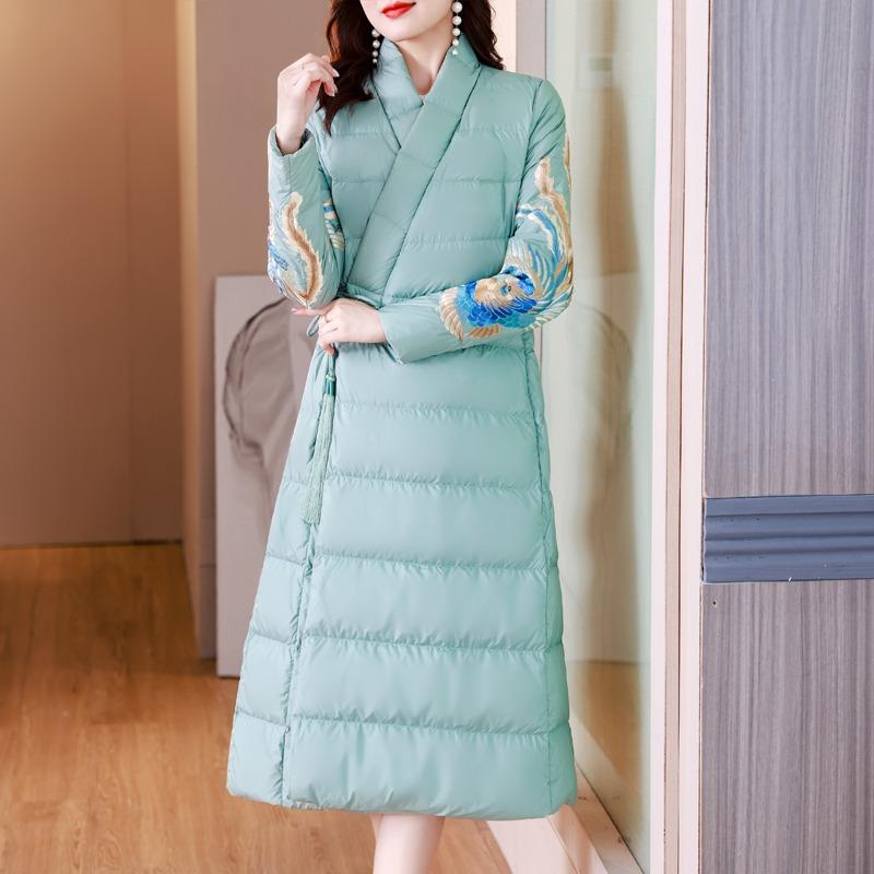 Изысканная вышивка и теплое пуховое пальто для женщин, новинка 3XL
Изысканная вышивка и теплое пуховое пальто для женщин, новинка 3XL