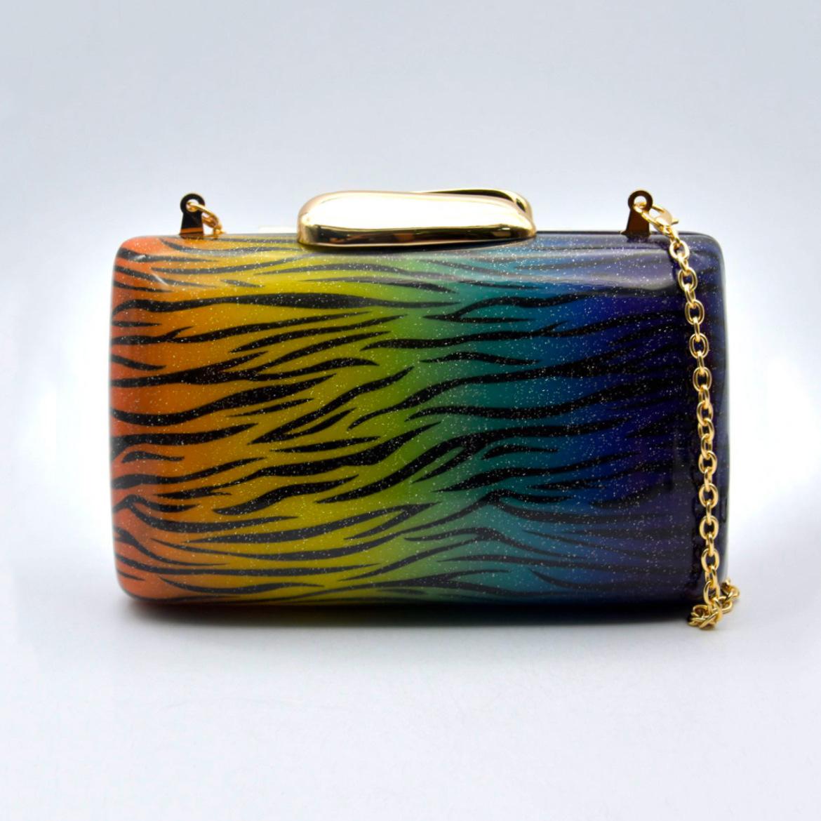 Acrylic clutch bag women designer evening party box purse 2025 new pink green white color handbag wholsale
Acrylic clutch bag women designer evening party box purse 2025 new pink green white color handbag wholsale