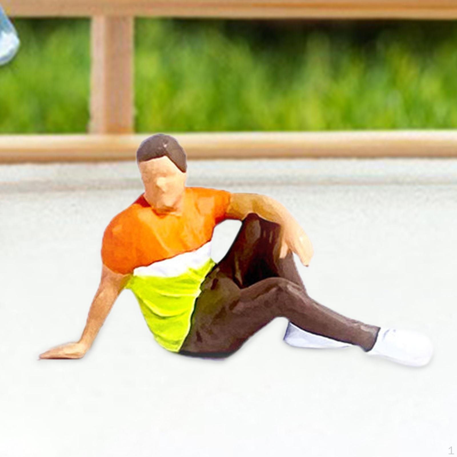 Figurine for Decor B
Figurine for Decor B