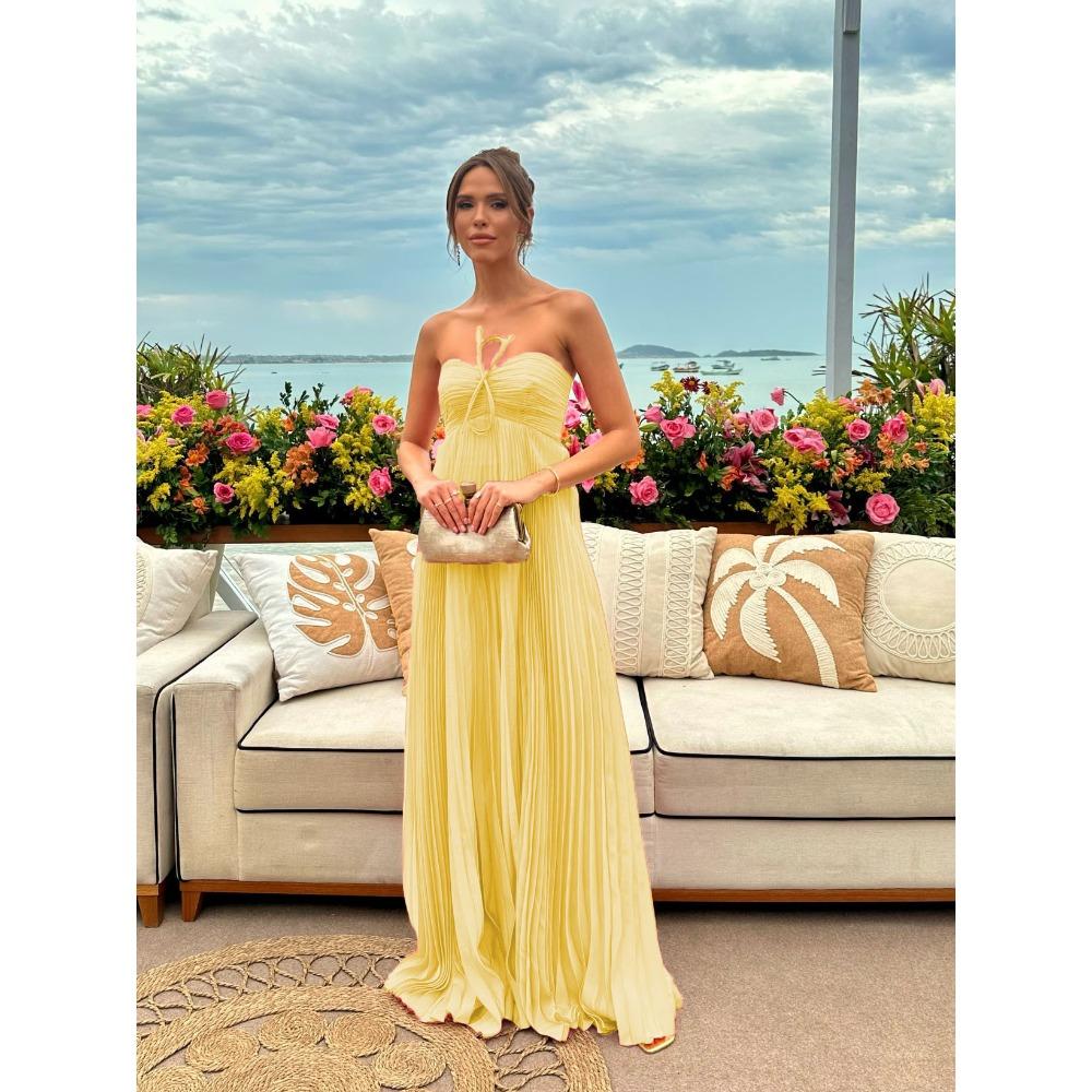 European and American Ins Wind Pleated Dress Skirt, Chest Wrapping One-word Collar Fashion Temperament Dress 61 XL
European and American Ins Wind Pleated Dress Skirt, Chest Wrapping One-word Collar Fashion Temperament Dress 61 XL