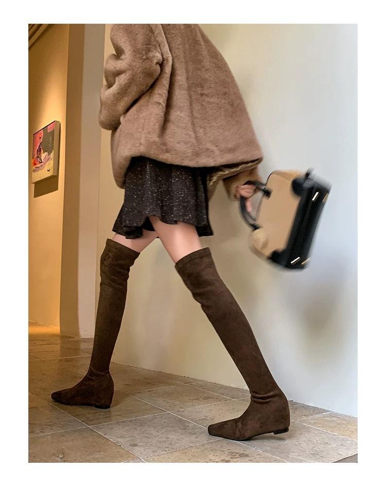 Внутреннее увеличение высоты ботфорты на резинке женские 2025 осень и зима новые замшевые квадратный носок мешок ноги тонкие сапоги коричневые тонкие сапоги 40