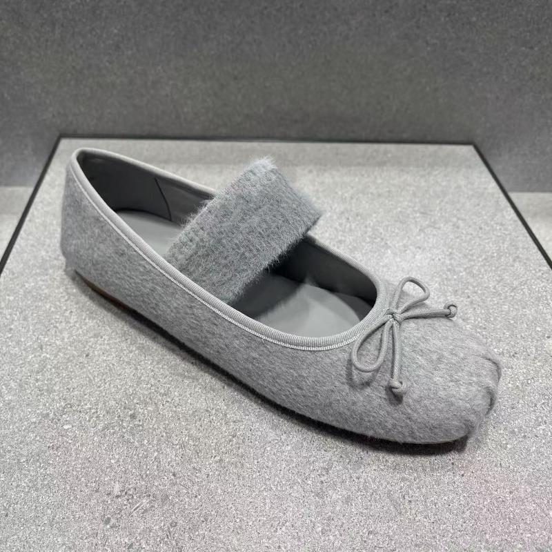 Туфли Мэри Джейн со стразами для женщин, балетки, блестящие элегантные дизайнерские туфли, женские атласные лоферы слипоны, новинка 2025 года 40 серый
Туфли Мэри Джейн со стразами для женщин, балетки, блестящие элегантные дизайнерские туфли, женские атласные лоферы слипоны, новинка 2025 года 40 серый