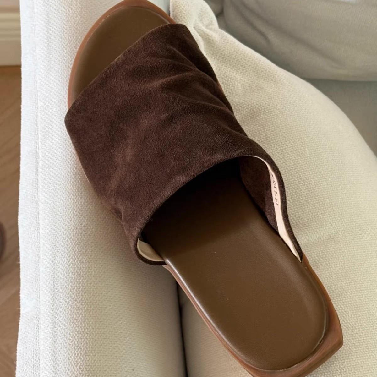 Sheepskin version~ Retro niche lazy flat-bottomed one-word slippers for women to wear open-toed cool slippers 35
Sheepskin version~ Retro niche lazy flat-bottomed one-word slippers for women to wear open-toed cool slippers 35